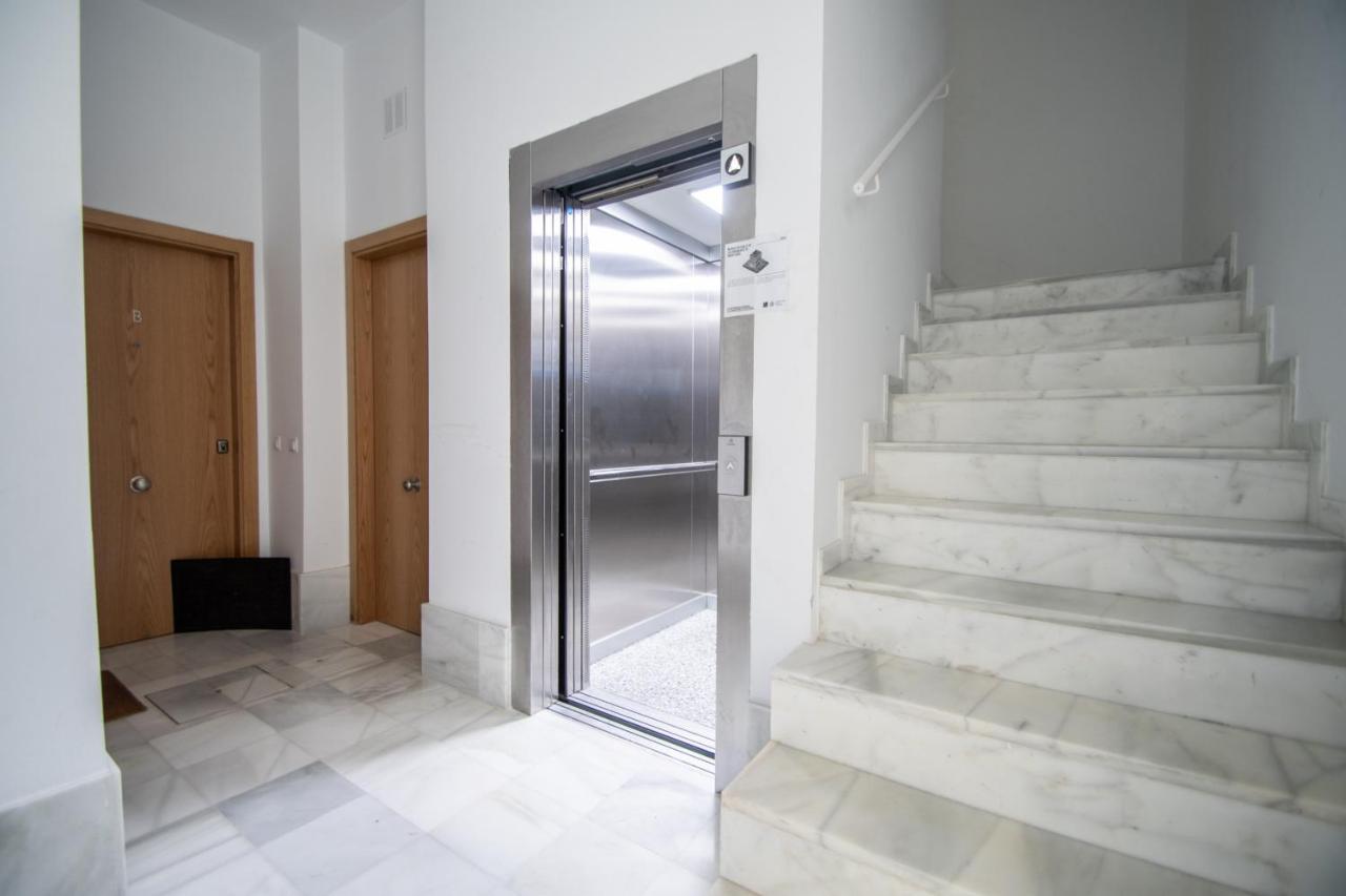 Apartamento Colon En Cádiz Kültér fotó